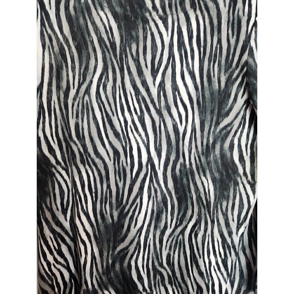 Tommy Bahama Darcy Zesty Zebra Dress Storm Gray Sz M UPF 30 Resort Cruise travel - Picture 3 of 13
